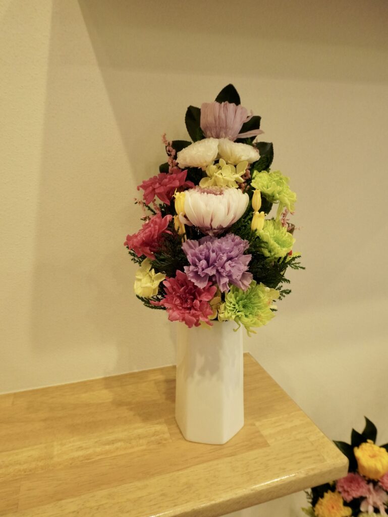 プリザ専花のプリザーブドフラワー仏花