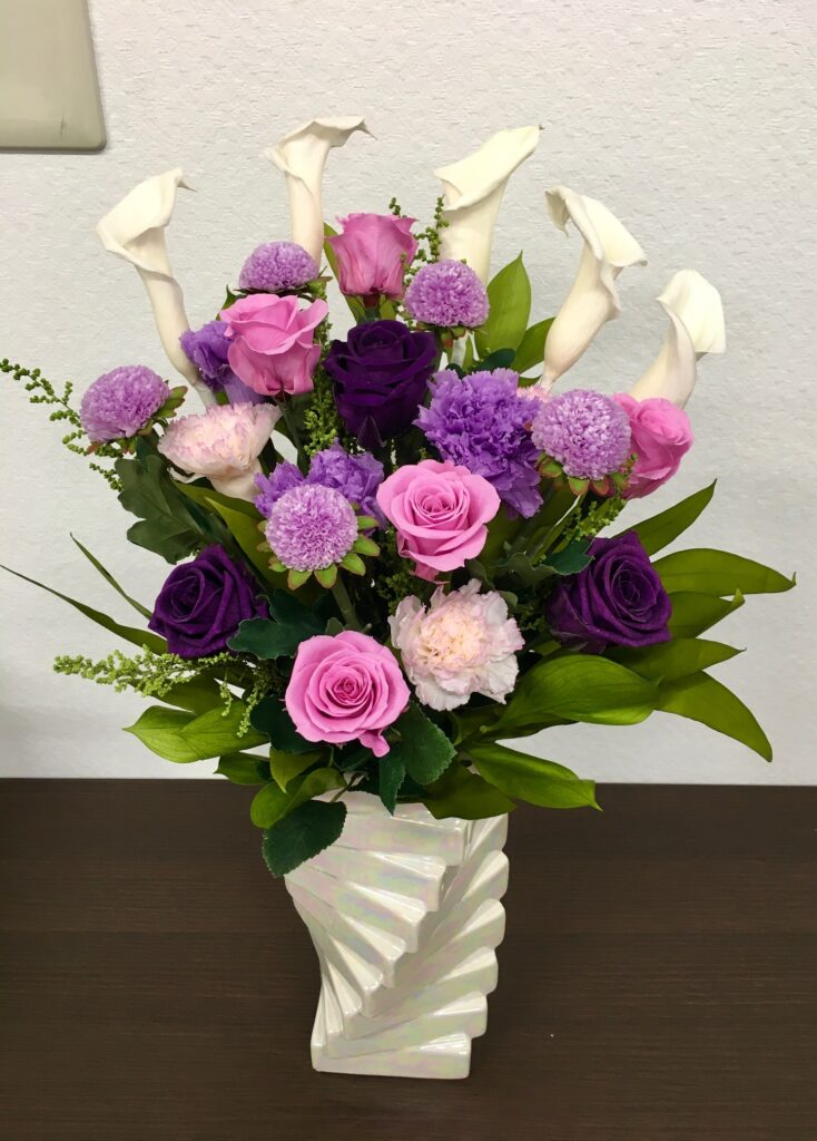 今選ばれているお供え花